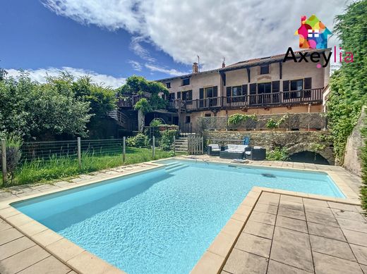 Luxe woning in Saint-Haon-le-Châtel, Loire