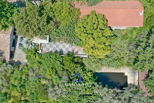 Casa de luxo - Marselha, Bocas do Ródano