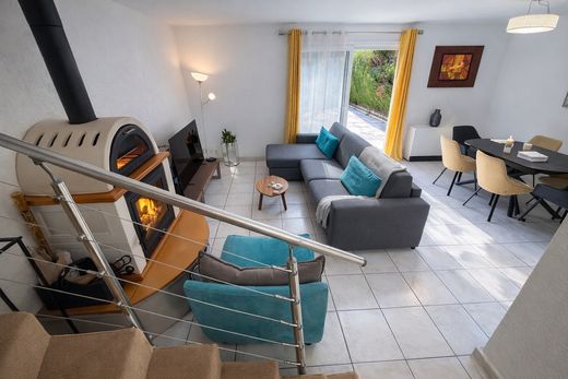 Luxury home in Ferney-Voltaire, Ain