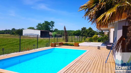 Luxe woning in Longages, Upper Garonne