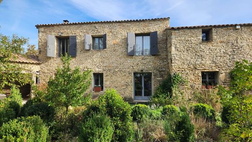 Luxury home in Gordes, Vaucluse