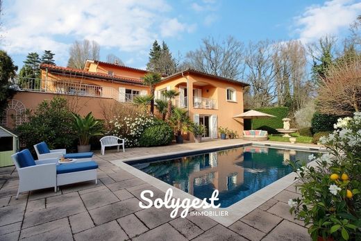Maison de luxe à Charbonnières-les-Bains, Rhône