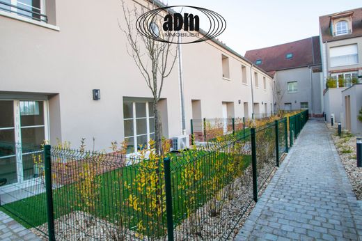 豪宅  Bussy-Saint-Georges, Seine-et-Marne