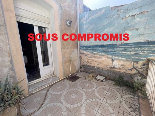 Casa di lusso a Narbona, Aude