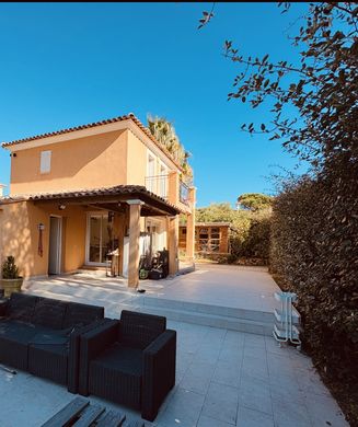 Villa in Roquebrune-sur-Argens, Var