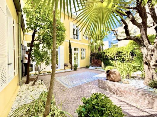 Villa a Cannes, Alpi Marittime