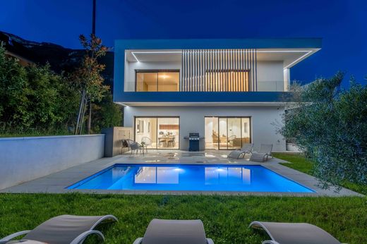 别墅  Chambéry, Savoy