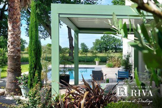 Luxury home in Bouliac, Gironde