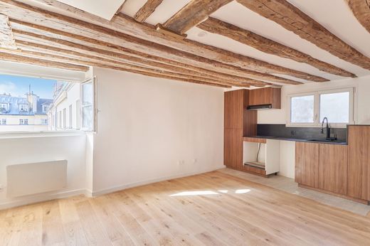 Apartment in Beaubourg, Marais, Notre Dame - Ile de La Cité, Paris