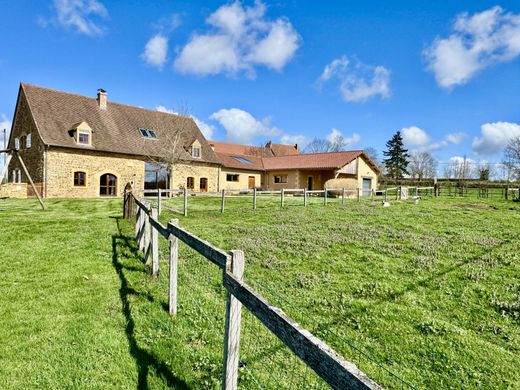 Luxury home in Paray-le-Monial, Saône-et-Loire