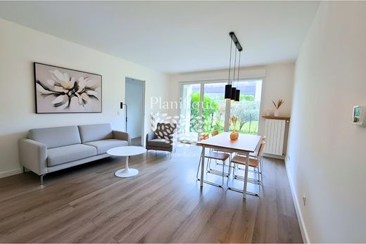Apartment in Ferney-Voltaire, Ain