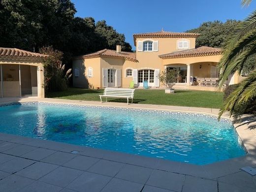 Luxus-Haus in Orange, Vaucluse