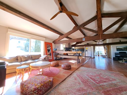 Casa de lujo en Arles, Bocas del Ródano