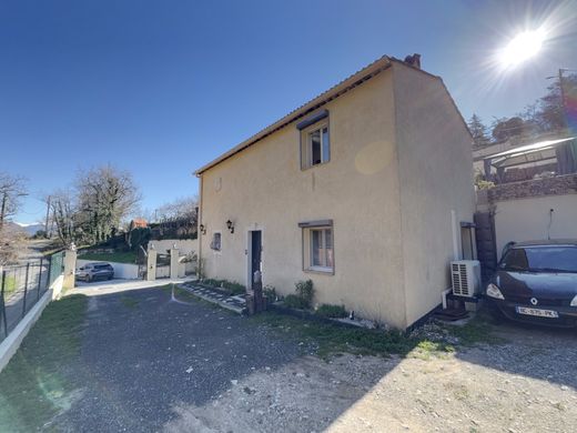 Bouyon, Alpes-Maritimesのヴィラ