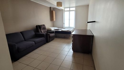 Apartament w Saint-Amand-les-Eaux, North