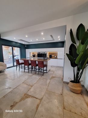 Narbonne, Audeの高級住宅