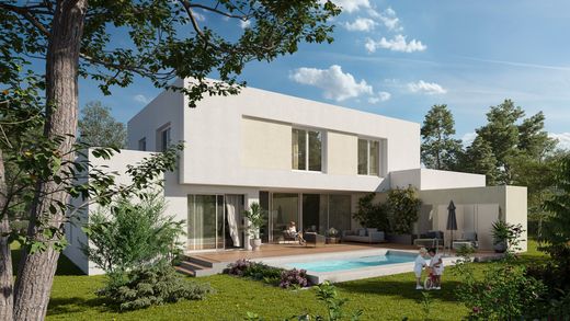 Luxury home in Saint-Georges-d'Orques, Hérault