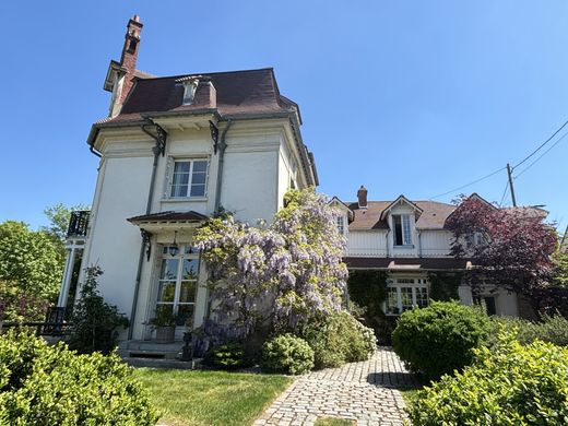 Villa a Orgeval, Yvelines
