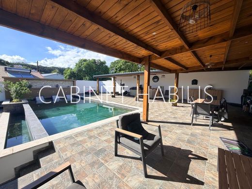 Luxury home in Saint-Joseph, Réunion