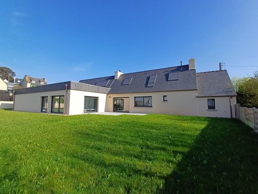 Luxury home in Plougasnou, Finistère