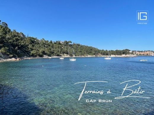 Land in La Garde, Var