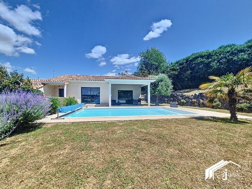 Montaigut-sur-Save, Upper Garonneの高級住宅