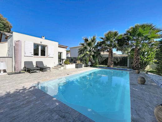 Casa di lusso a Fréjus, Var