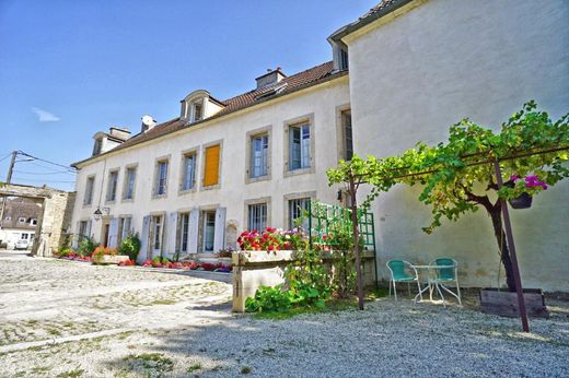 Luxury home in Châtillon-sur-Seine, Cote d'Or