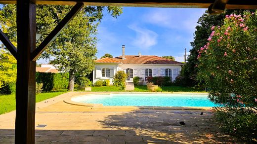 호화 저택 / Vaux-sur-Mer, Charente-Maritime