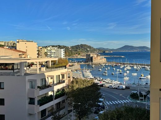 Toulon, Varのアパートメント
