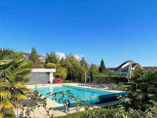 Apartment in Divonne-les-Bains, Ain