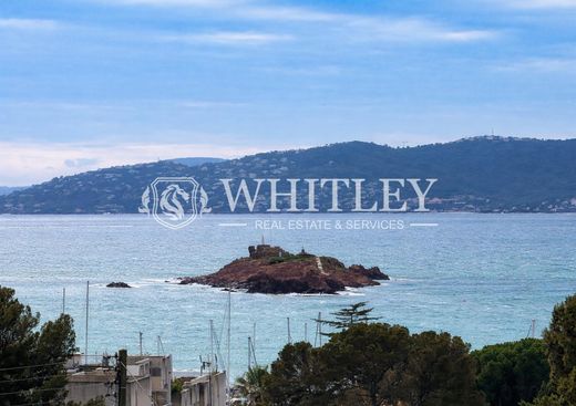 Apartment in Saint-Raphaël, Var