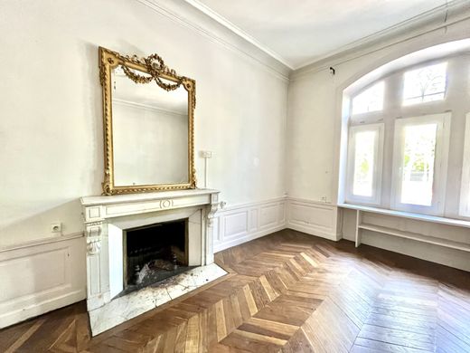 Casa di lusso a Clermont-Ferrand, Puy-de-Dôme