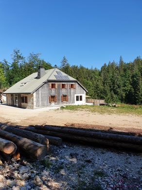 Casa di lusso a Châtelblanc, Doubs