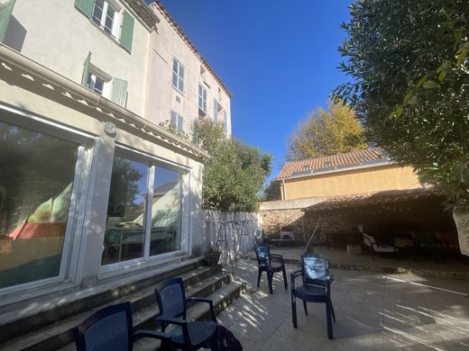 Casa di lusso a Cuers, Var