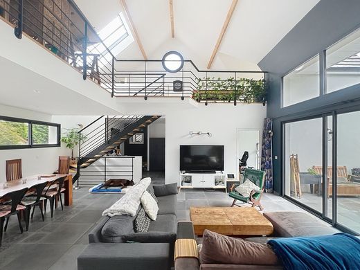 Luxury home in Saclay, Essonne