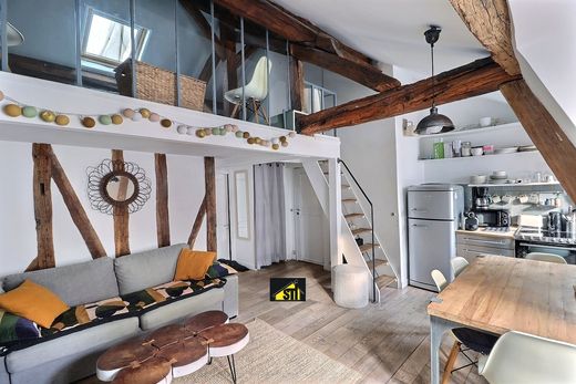 Apartment in Montparnasse, Alésia, Montsouris, Paris