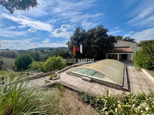 Luxe woning in Saint-Gély-du-Fesc, Hérault