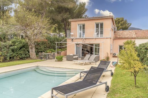 Villa in Cavalaire-sur-Mer, Var