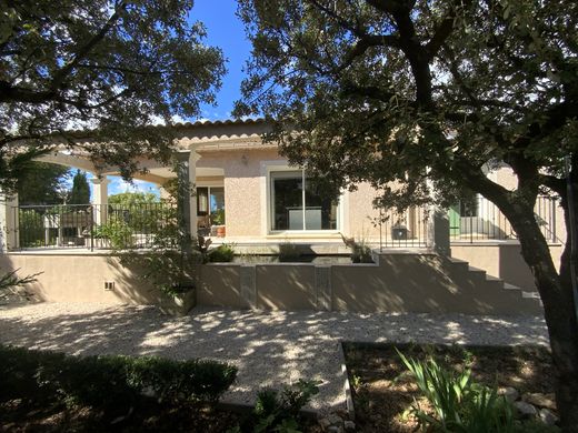 Casa di lusso a Uzès, Gard