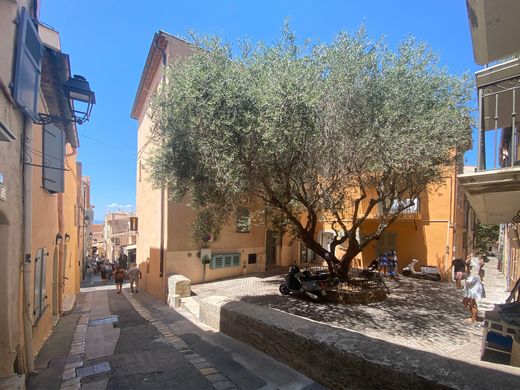 Luxe woning in Saint-Tropez, Var