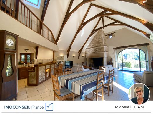 Luksusowy dom w Laval-de-Cère, Lot