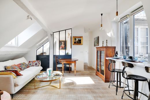 Apartment / Etagenwohnung in Saint-Germain, Odéon, Monnaie, Paris