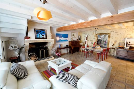 Casa de luxo - Isle-Saint-Georges, Gironda