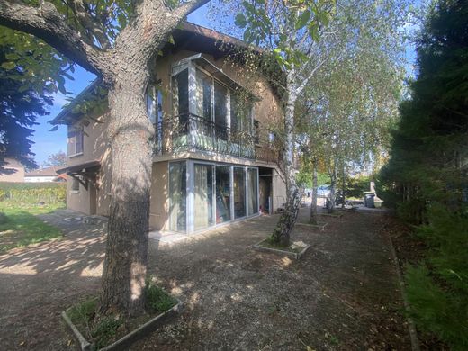 Maison de luxe à Francheville, Rhône