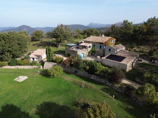 Luxury home in Dieulefit, Drôme