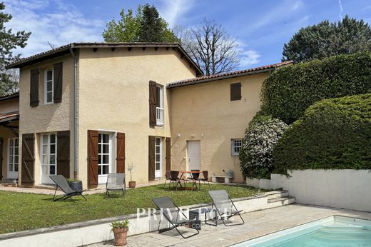 Luxury home in Saint-Didier-au-Mont-d'Or, Rhône