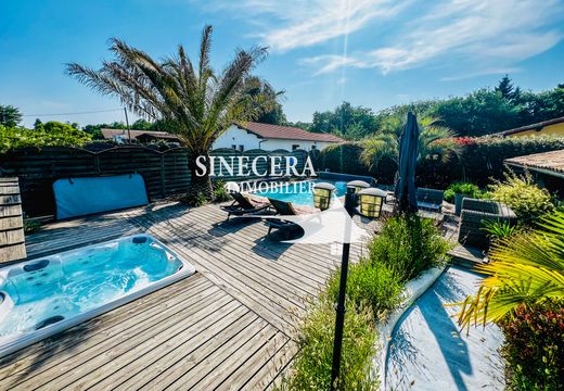 Villa in La Teste-de-Buch, Gironde