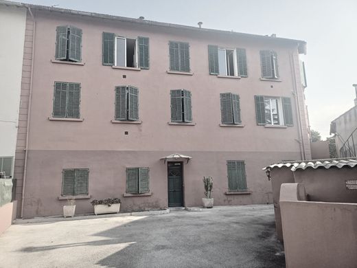 Casa di lusso a Tolone, Var