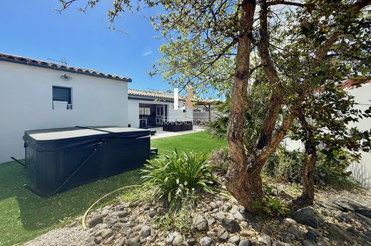 Villa a Saint-Martin-de-Ré, Charente-Maritime